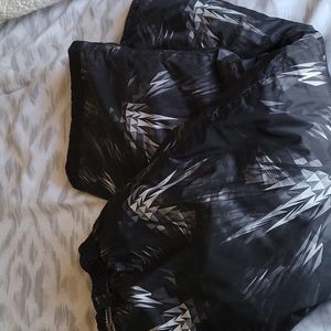 Boys snow pants size 14/16